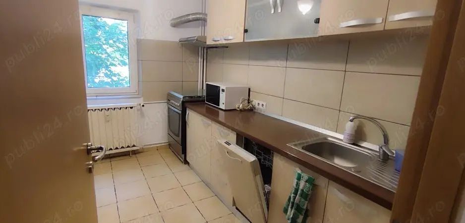 Apartament cu 2 camere într-o zonă liniștită S274 - Poză 1