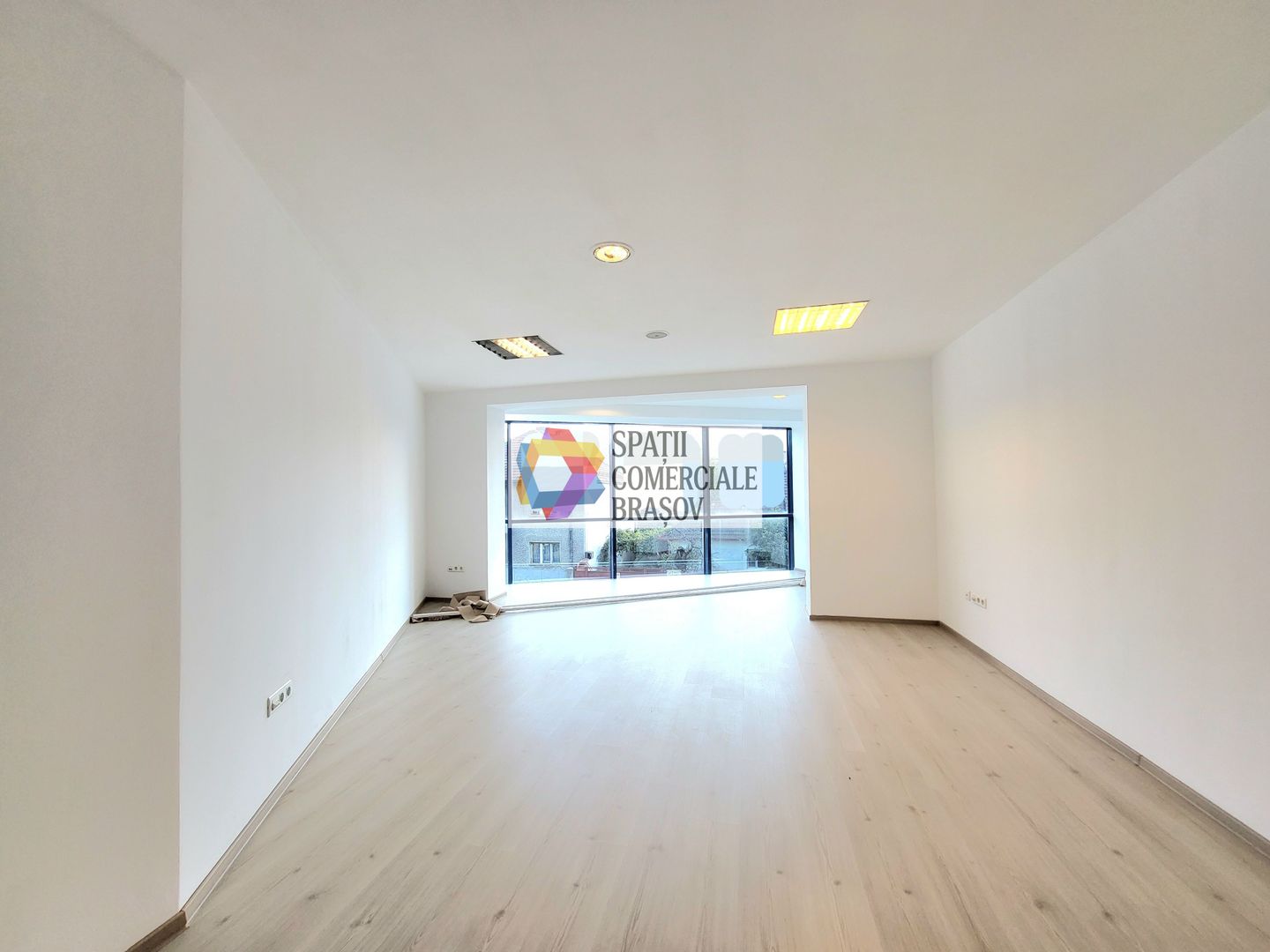 Spatiu de birouri la casa - 436 mp - Poză 3