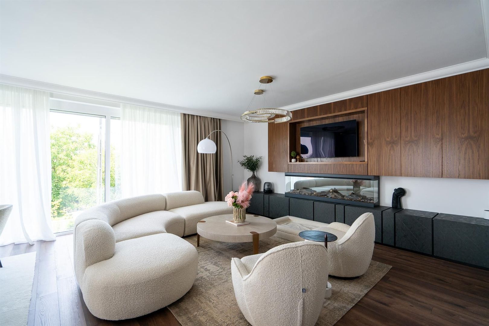 Vila exclusivista Caisilor - Poză 1