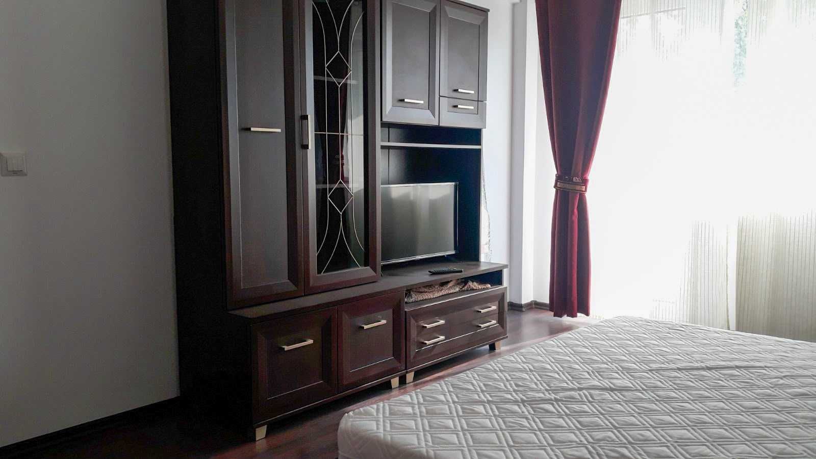 Apartament 1 cameră +loc de parcare 330euro str. Tudor Neculai-CUG - Poză 1