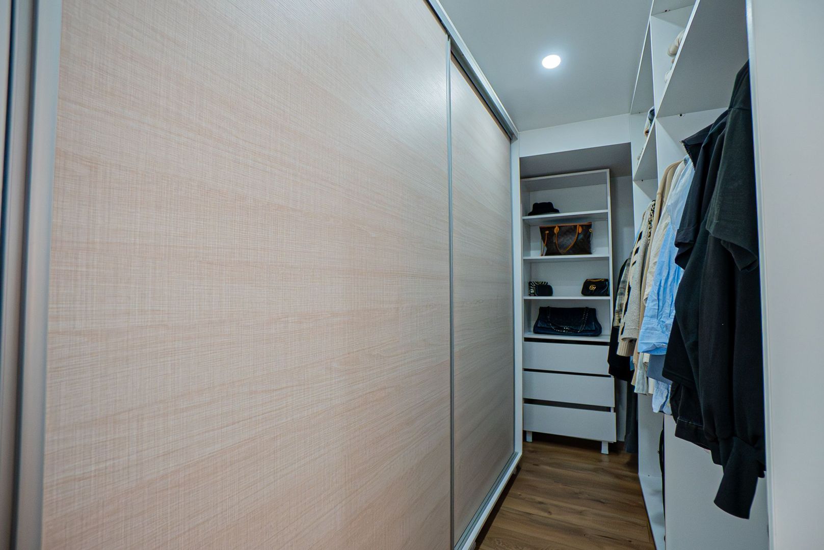 Lumina – Casa P+1E de vânzare, mobilată/echipata, cu piscină si garaj. - Poză 25