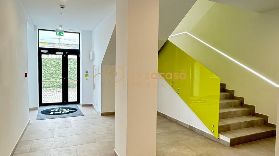 Spatii de birouri si hala de vanzare 3000 mp - Poză 3