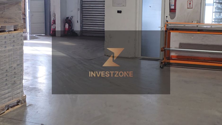 Vindem hala in Episcopia/Oradea - Poză 2