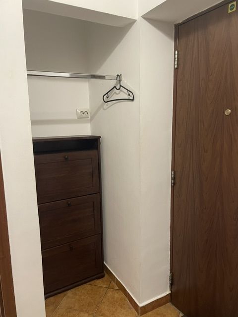 De Închiriat Garsonieră Spațioasă Decebal, Metrou Piața Muncii,2 Balcoane - Poză 12