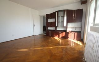 Apartament 3 camere Calea Martirilor - Poză 1