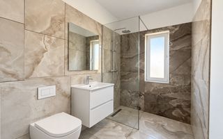Bloc nou cu finisaje superioare. Etaj intermediar. Loc de parcare - Poză 4
