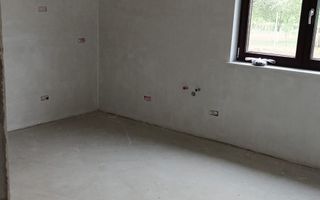 Casă/Vilă Dumbrăveni/Suceava - Poză 23