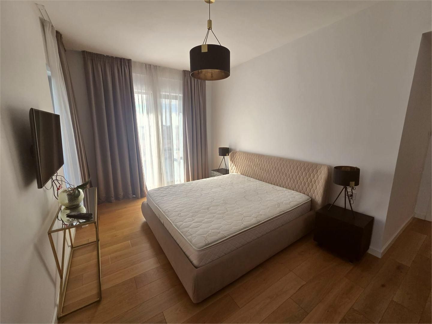 Penthouse 4 camere LUX, vedere parc Cazzavillan, 2 locuri parcare - Poză 6
