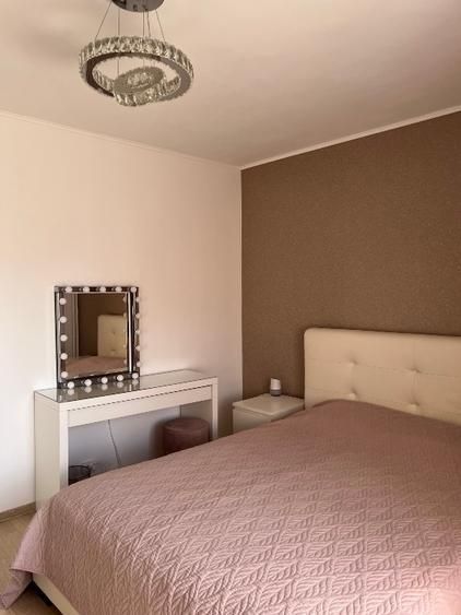 Vanzare Apartament 2 Camere Intre Nerva Traian si Mall Vitan - Poză 14