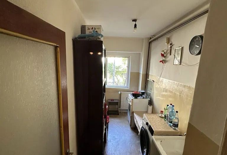 Garsonieră de vânzare decomandată 40mp, zonă Rahova - Poză 2