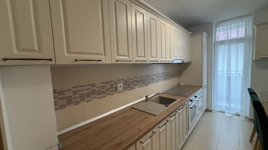 Mobilat si utilat cu loc de parcare subteran la City of Mara - Poză 4