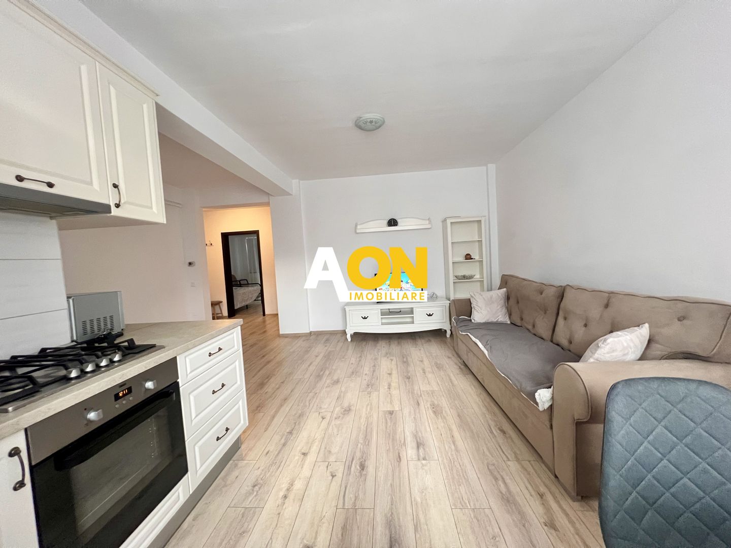 Apartament 3 camere | Decomandat | Zona Arex - Poză 1