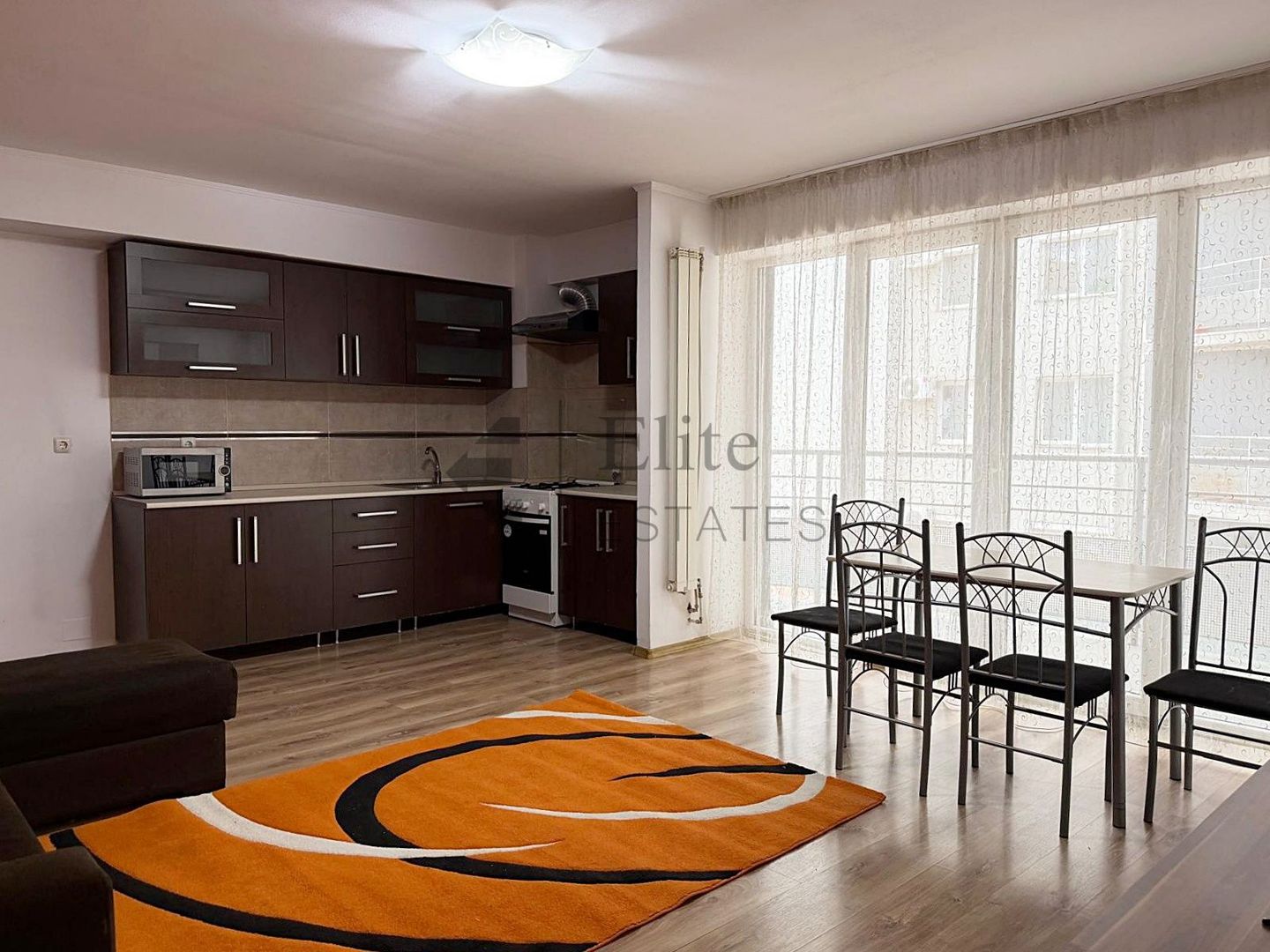 Apartament cu 2 camere in Nufarul Plaza - Poză 9