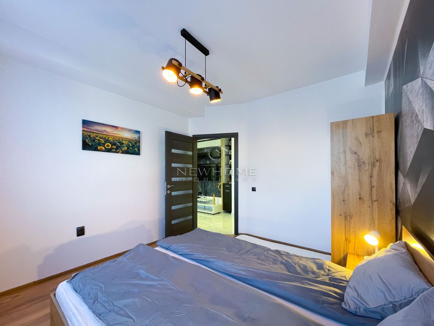 Apartament de închiriat cu 3 camere,  zona Iris - Poză 2