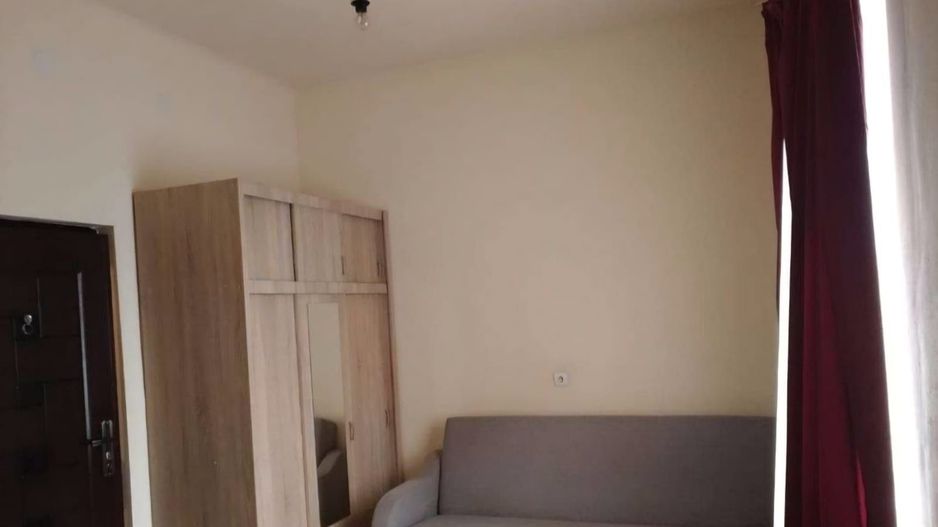 BRASADAS vinde garsoniera la etajul 1 in zona CENTRALA. - Poză 8