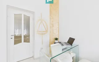 Apartament cu 2 camere și terasă generoasă - Poză 12