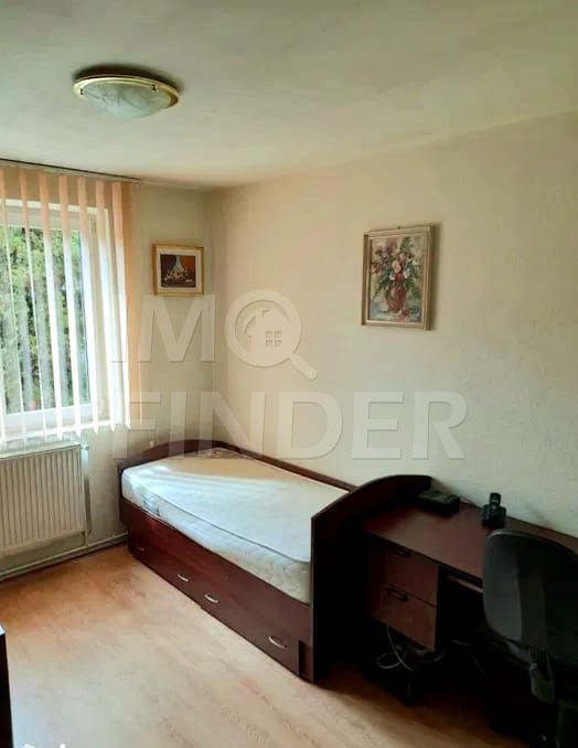 4 Camere etaj 1 Zona Hotel Royal - Scoala Internationala Gheorgheni - Poză 5
