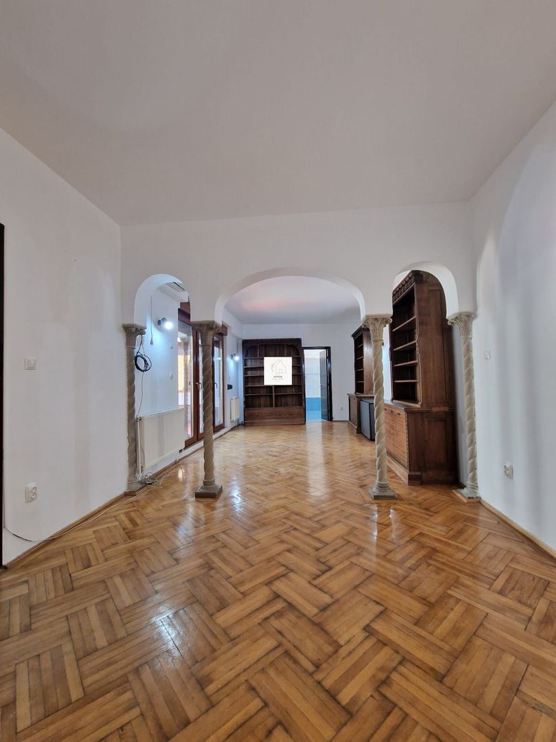 Vila 4 camere pretabila firma - Poză 31