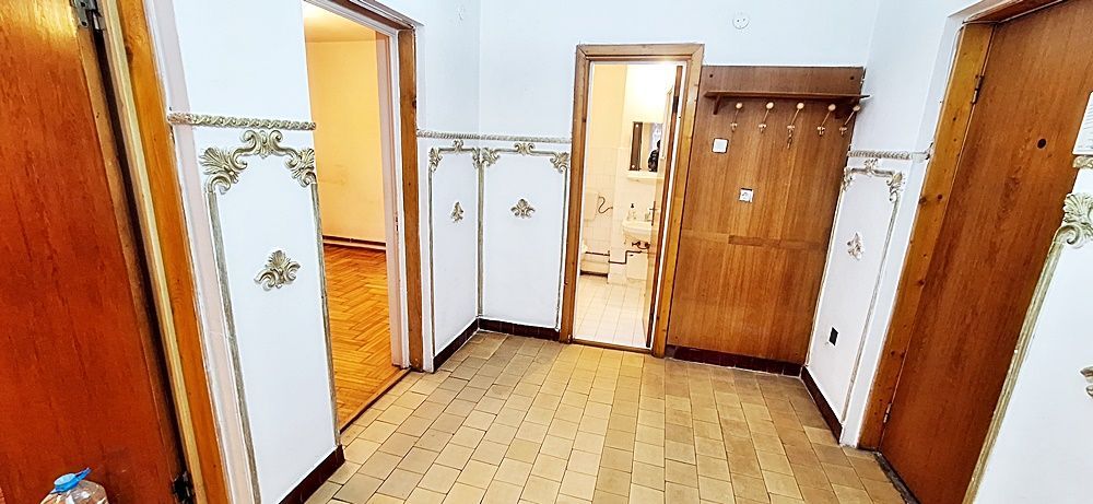 Central, la poalele Dealului Cetatii, apartament cu doua camere, 107000 euro - Poză 11