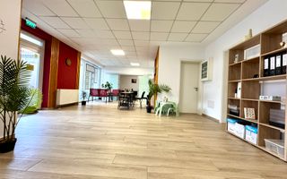 Spațiu comercial Kasper Coresi 100 mp, terasă 35mp - Poză 1