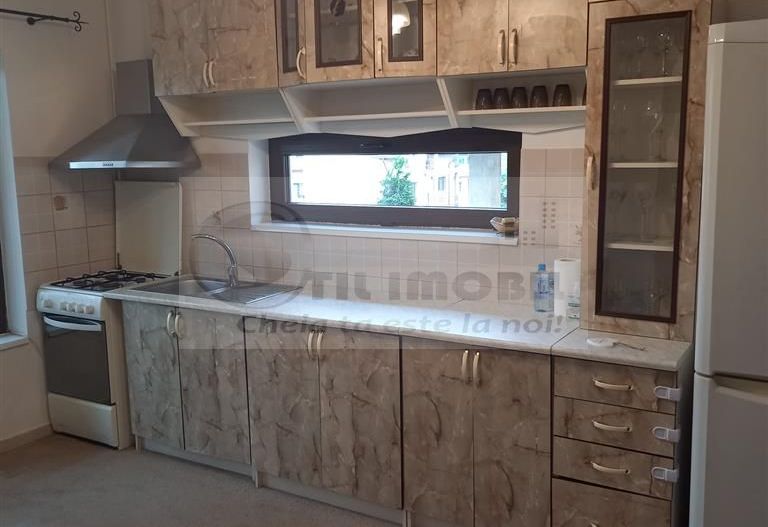 Apartament 2 camere Cug- 350 EURO - Poză 1