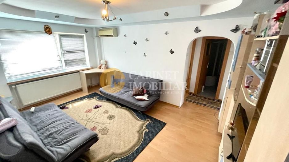 Apartament cu 3 camere - Etaj Intermediar -  Podu Ros 1001 Articole - Poză 3