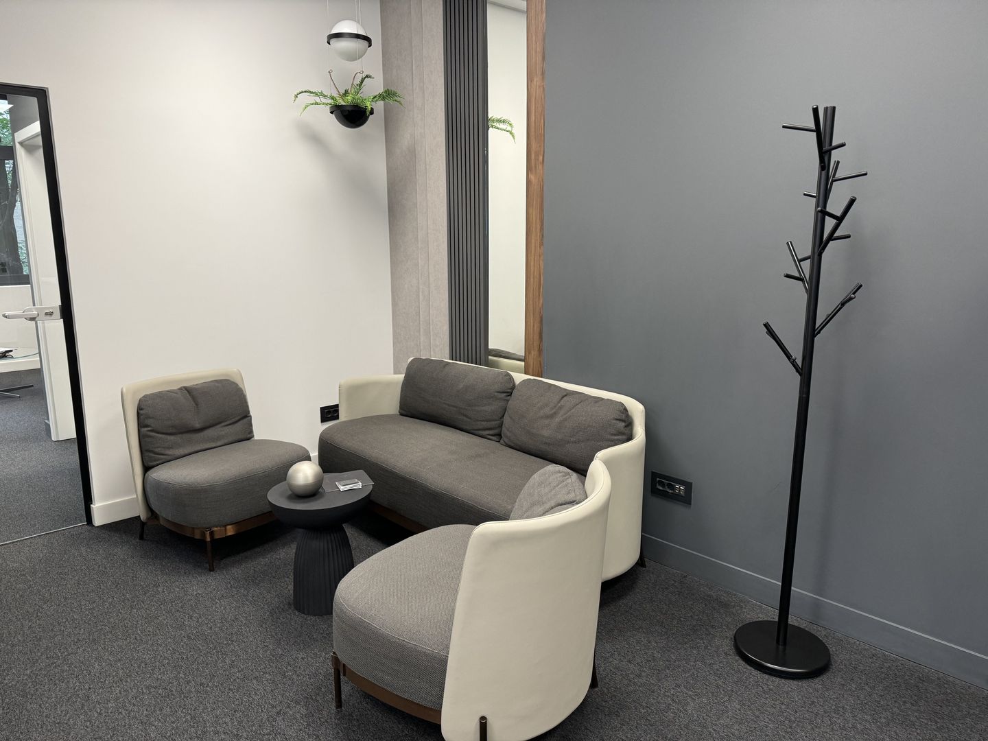 Imobil Premium de Închiriat: Eficiență și Tehnologie de Vârf - Poză 36