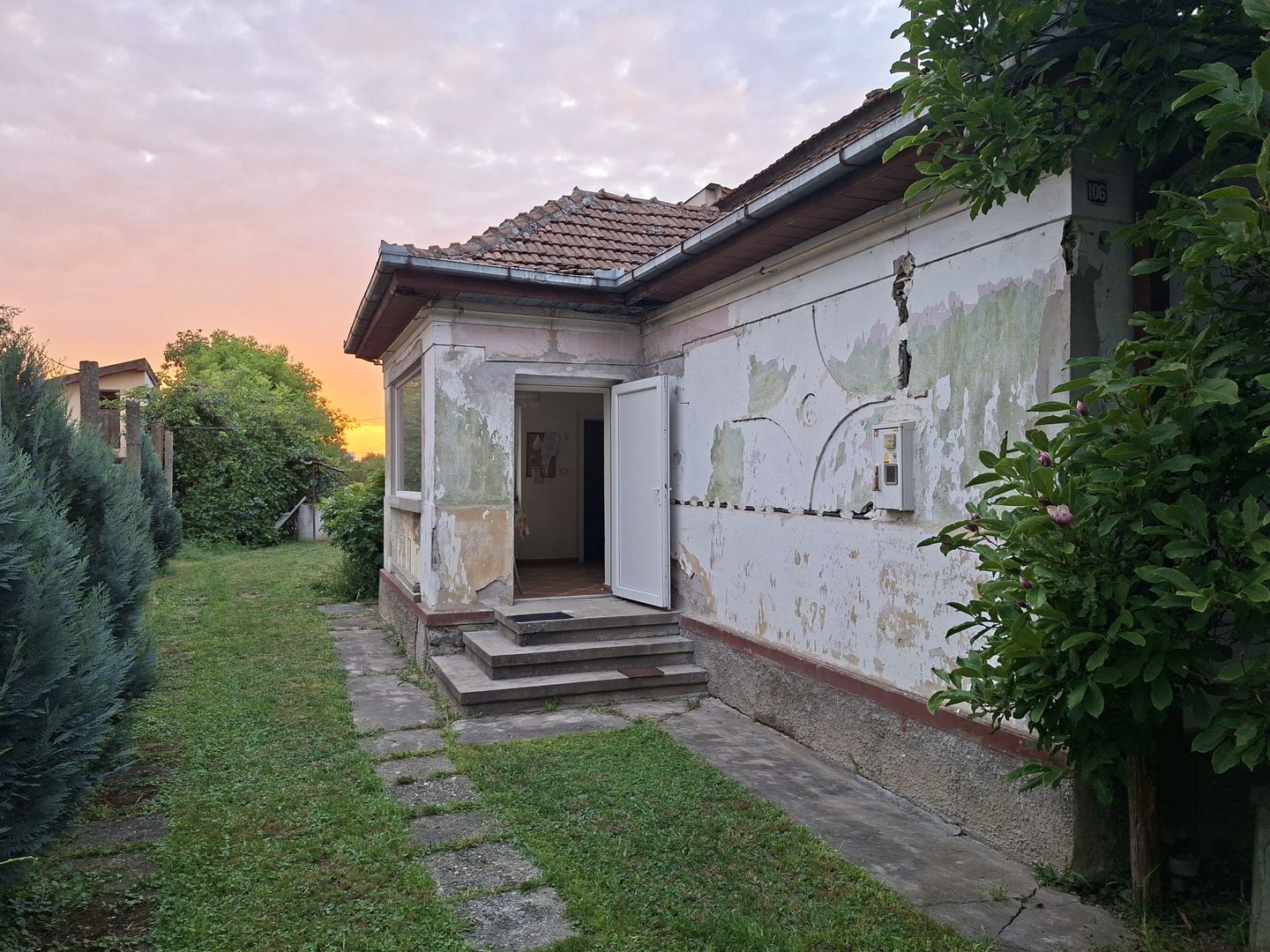 BRASADAS vinde casa individuala 2 cam teren 6 ari Titulescu. - Poză 2