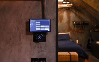 Bijuterie arhitecturală cu dotări smart in centrul Brasovului - Poză 10