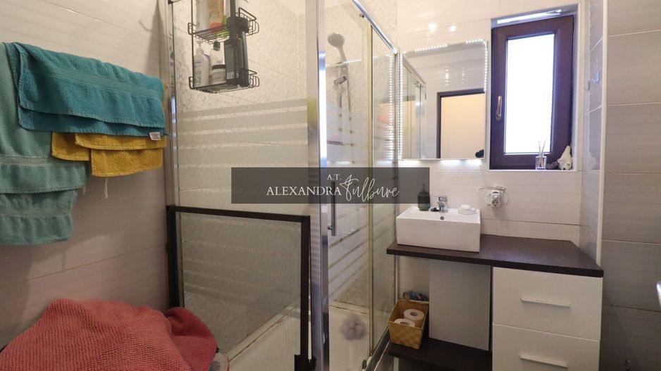 Apartament 3 camere I Zona Avram Iancu I Floresti - Poză 8