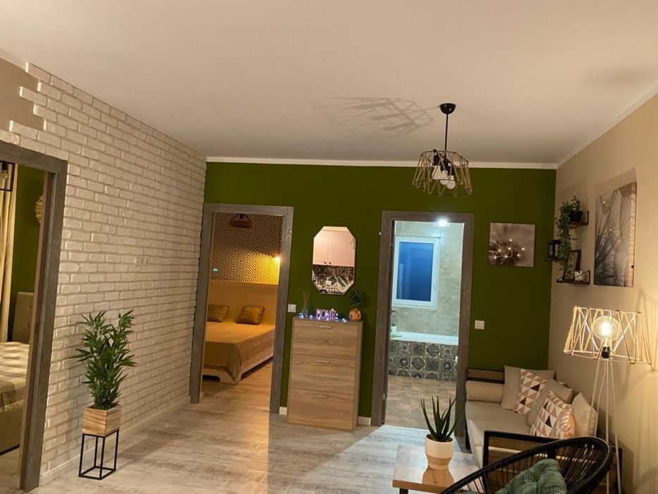 Apartament cu 3 Camere | 50MP + 45MP Curte proprie | Floresti | Strada Catanelor - Poză 2
