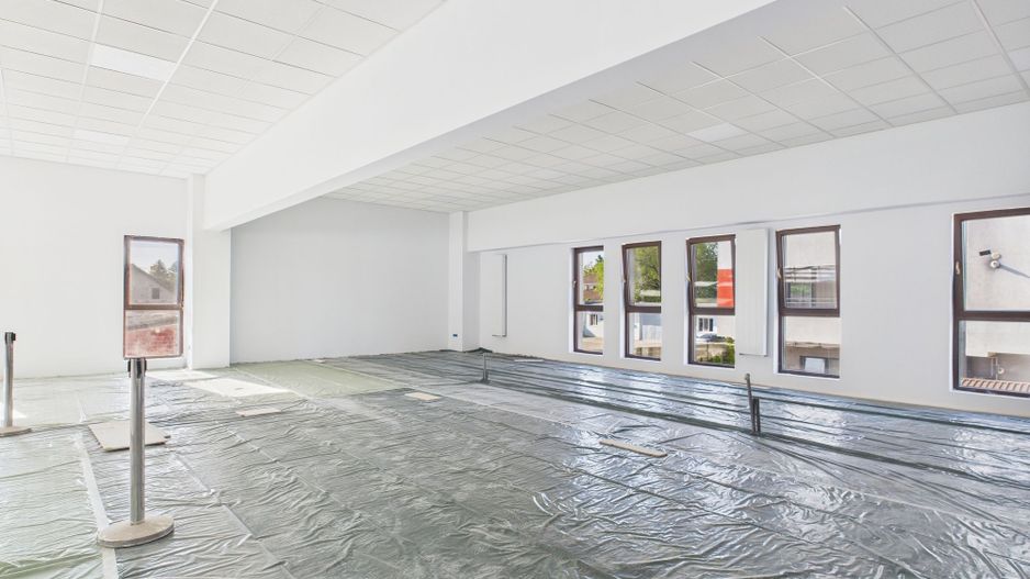 Spații Comerciale între 70 și 350 mp în Dumbrăvița - Poză 8