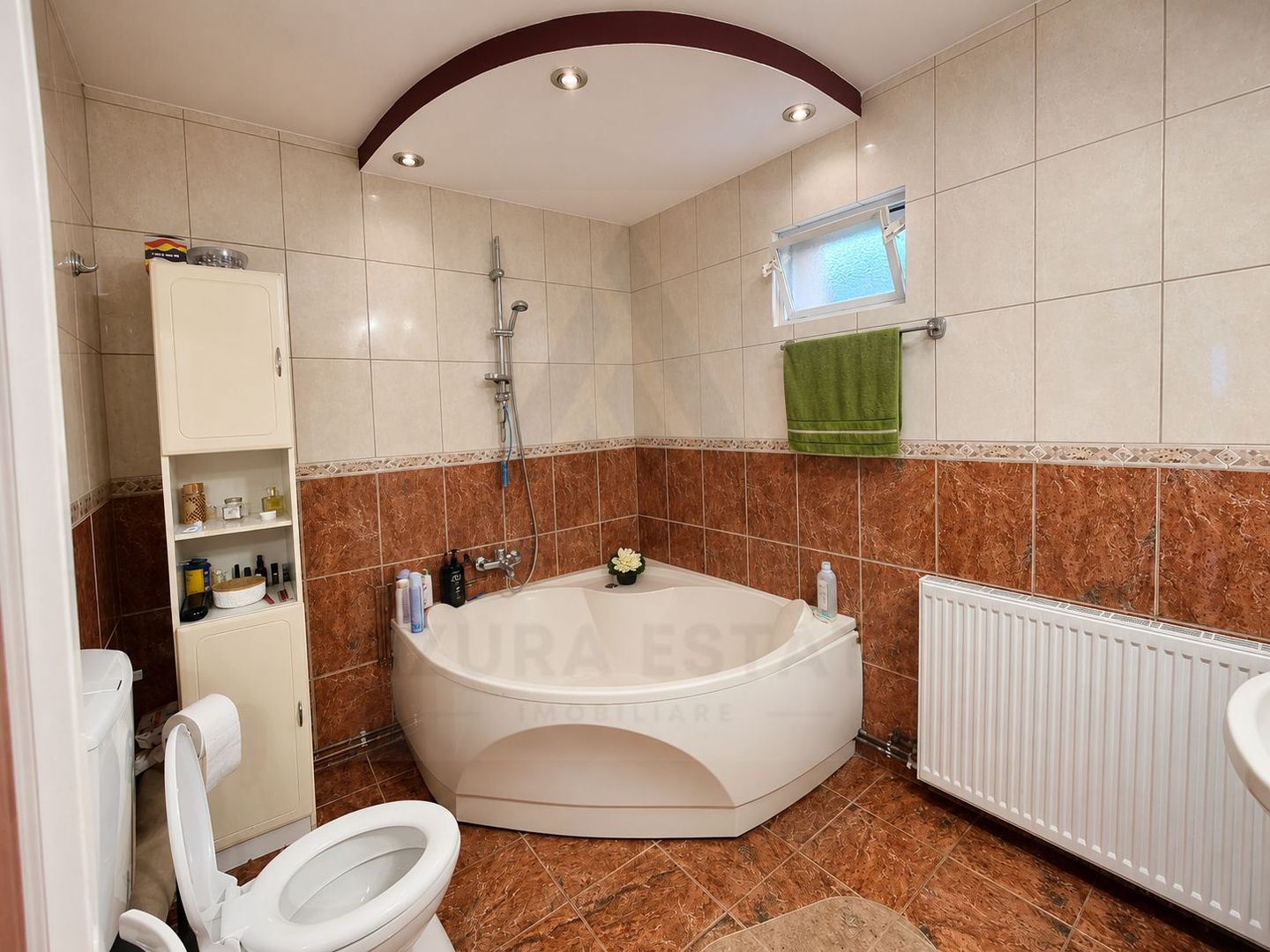 Casă cu 2 apartamente 5 camere 140 mp utili curte 289 mp in Turnișor - Poză 11