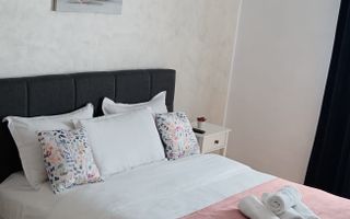 Apartament de închiriat, zonă centrală - Poză 1