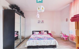 Casă individuală 3 camere,teren de 1500Mp Bătania - Poză 5