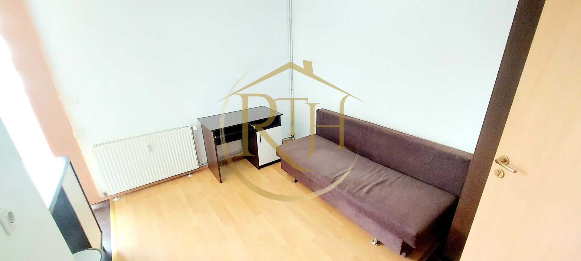 Oferim spre inchiriere, garsoniera cu balcon, zona Soarelui, parcare privata - Poză 3