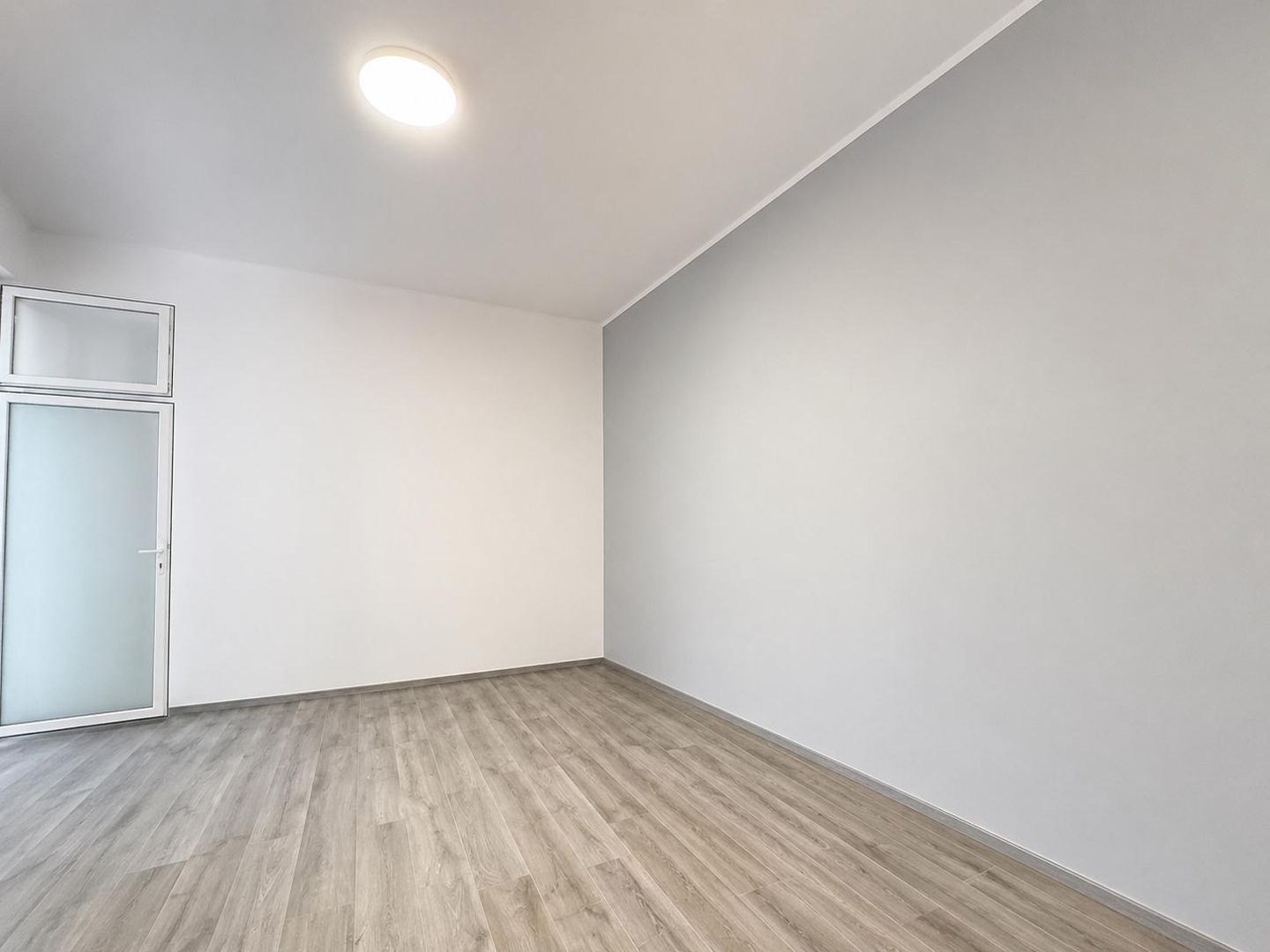 Spațiu comercial de 96mp de vânzare în zona Iosefin - Poză 4