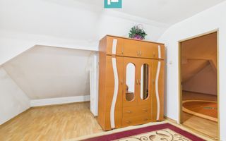 Două case, curte mare, lângă Castelul Huniazilor - Poză 22