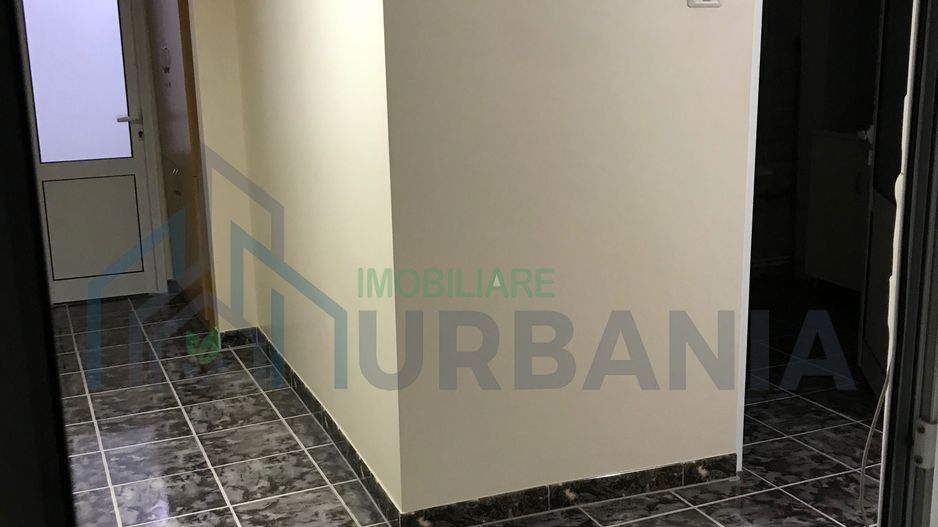 Vând apartament 3 camere - Poză 5