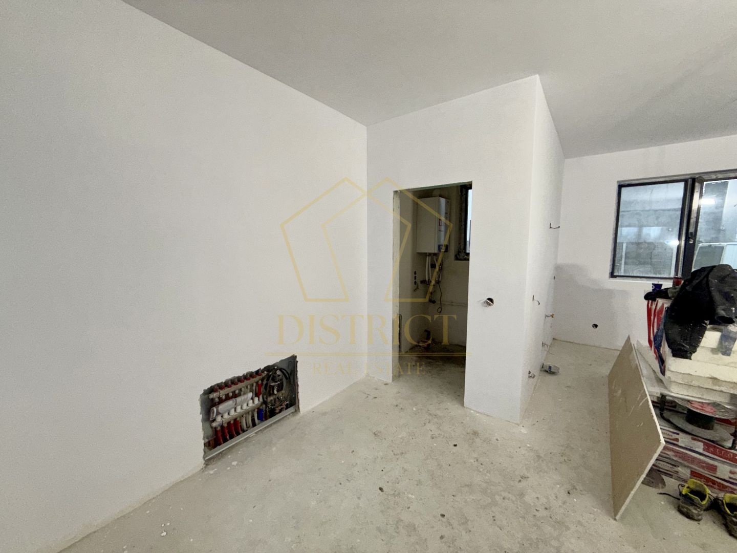 Duplex cu perete dublu cu toate utilitatile | Sanandrei - Poză 9