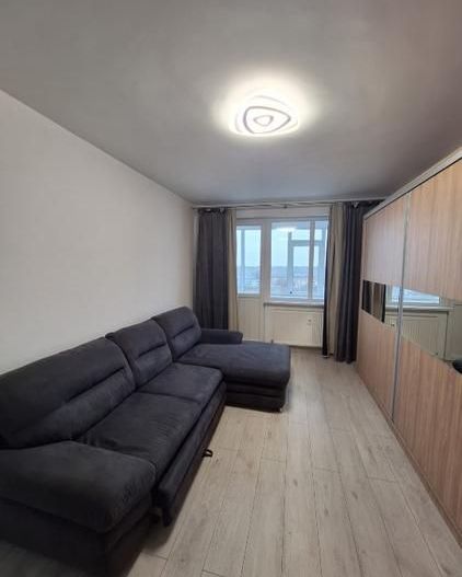 🏡 3 Camere Decomandat De Vanzare | Et. 10 | Renovat  | Calea Rahovei - Poză 3