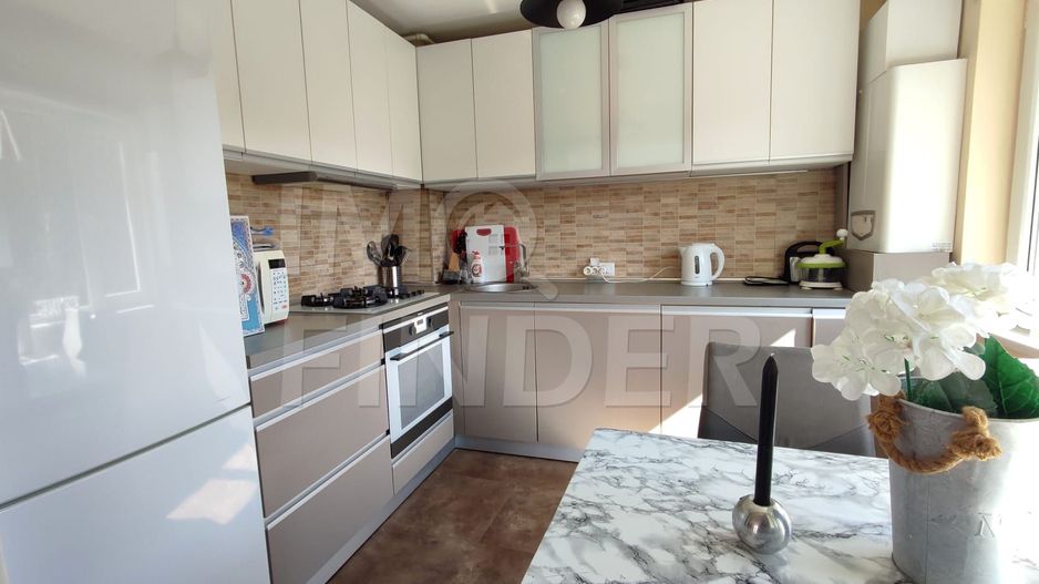 Apartament 2 camere Bloc din 2012, Garaj Subteran Zorilor - Poză 11