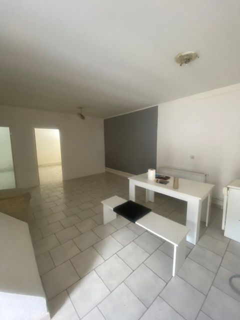 SPATIU COMERCIAL CU MULTIPLE DESTINATII CENTRAL - Poză 26