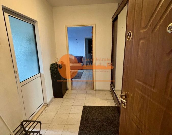 2 camere la 800m de Metrou Gorjului - Poză 9