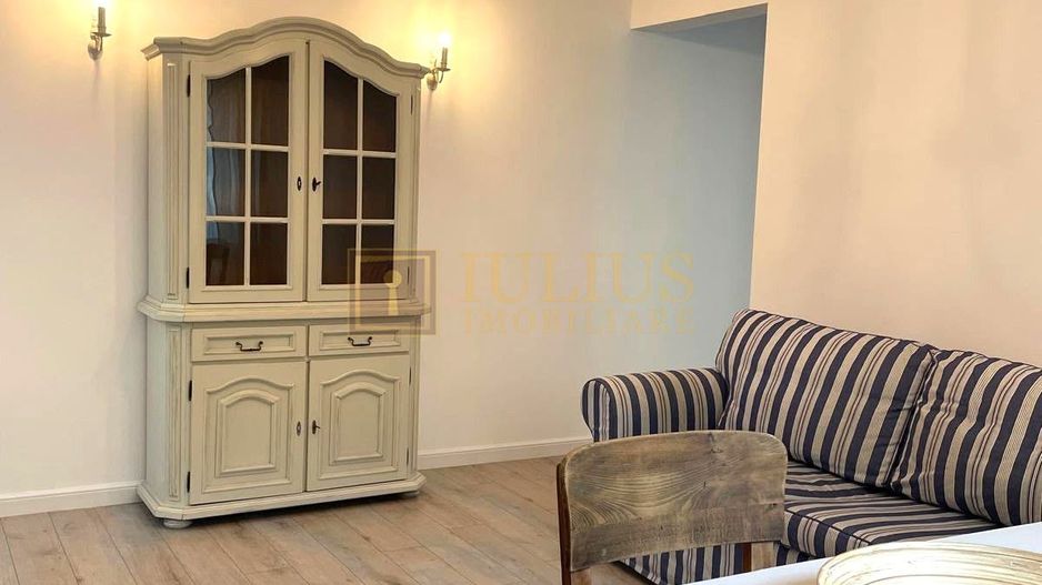 Apartament cu 3 camere, zona Cetatii - Poză 2