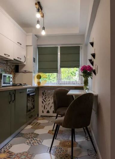 Apartament cu 3 camere - Etaj Intermediar - Bloc Fara Risc - Podu Ros - Poză 4