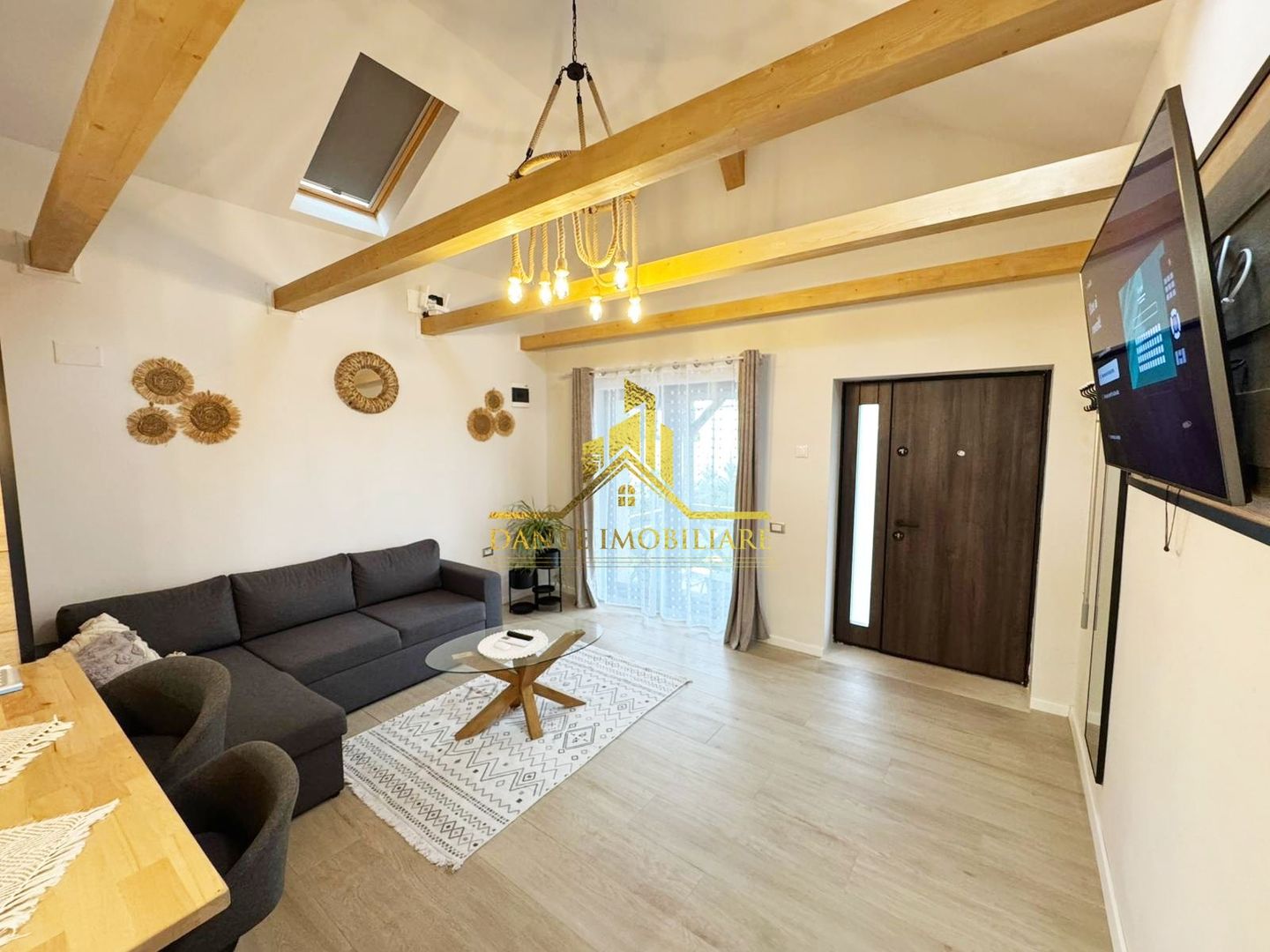 Casa individuala, ultrafinisata, balcon, terasa, curte, Someseni - Poză 11