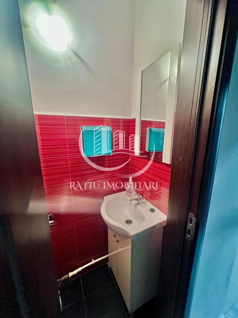 Apartament cu 4 camere | Zona Centrala | General Magheru | Oradea - Poză 18