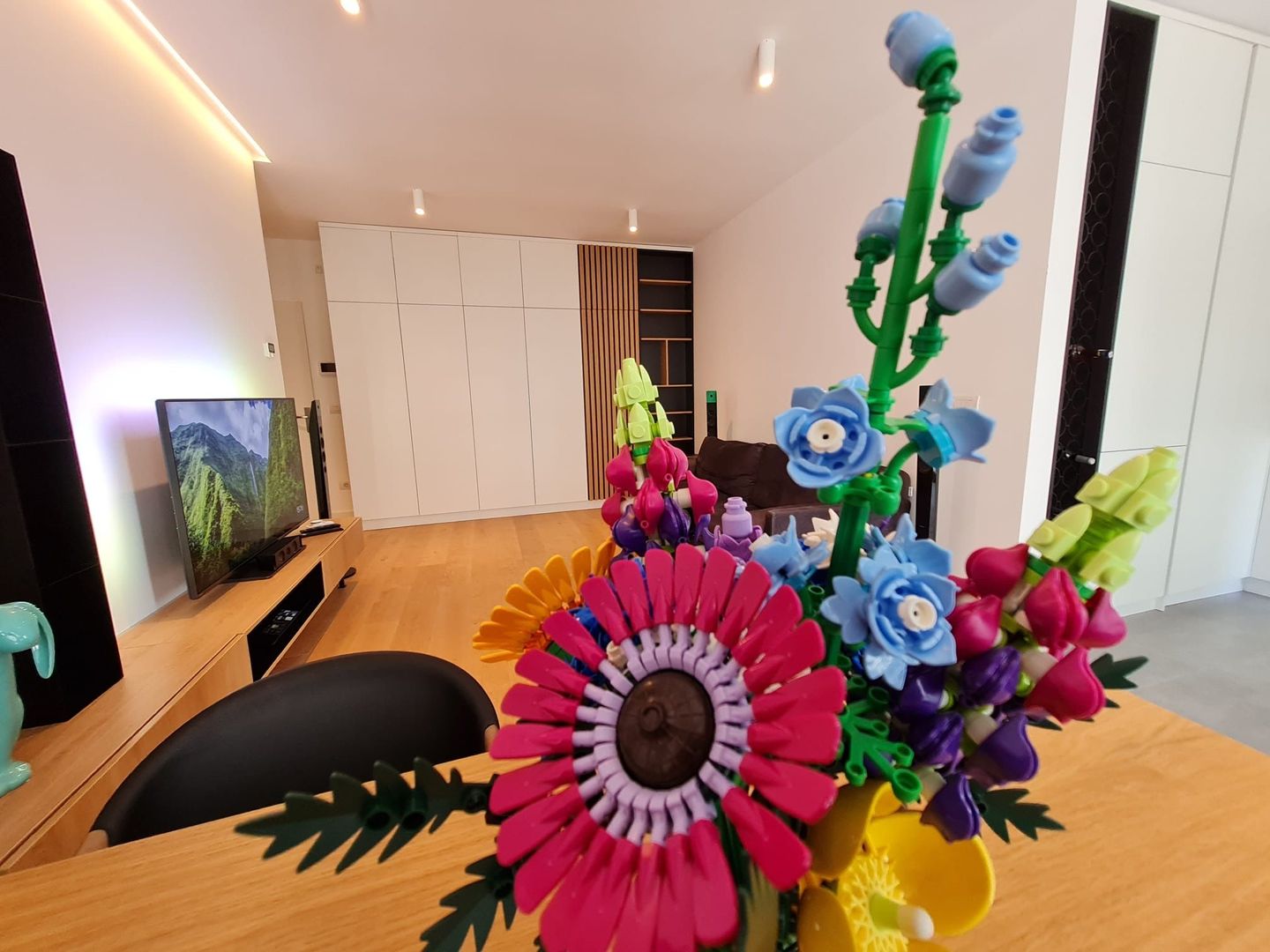 Lux si calitate la 5 minute de Piața Unirii - Poză 16