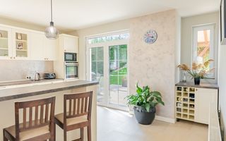 Casă invididuală de vânzare, 250mp utili, 2000mp teren, Campenești! - Poză 14